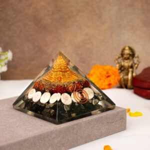 Laxmi Yantra Pyramid – Attract Wealth, Prosperity & Abundance